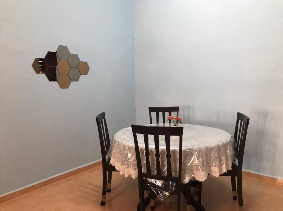 Homestay Che Mat Куала-Тренгану Екстер'єр фото