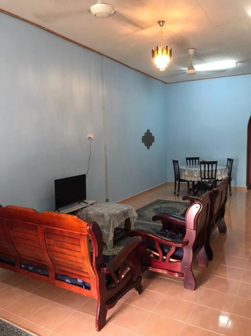 Homestay Che Mat Куала-Тренгану Екстер'єр фото