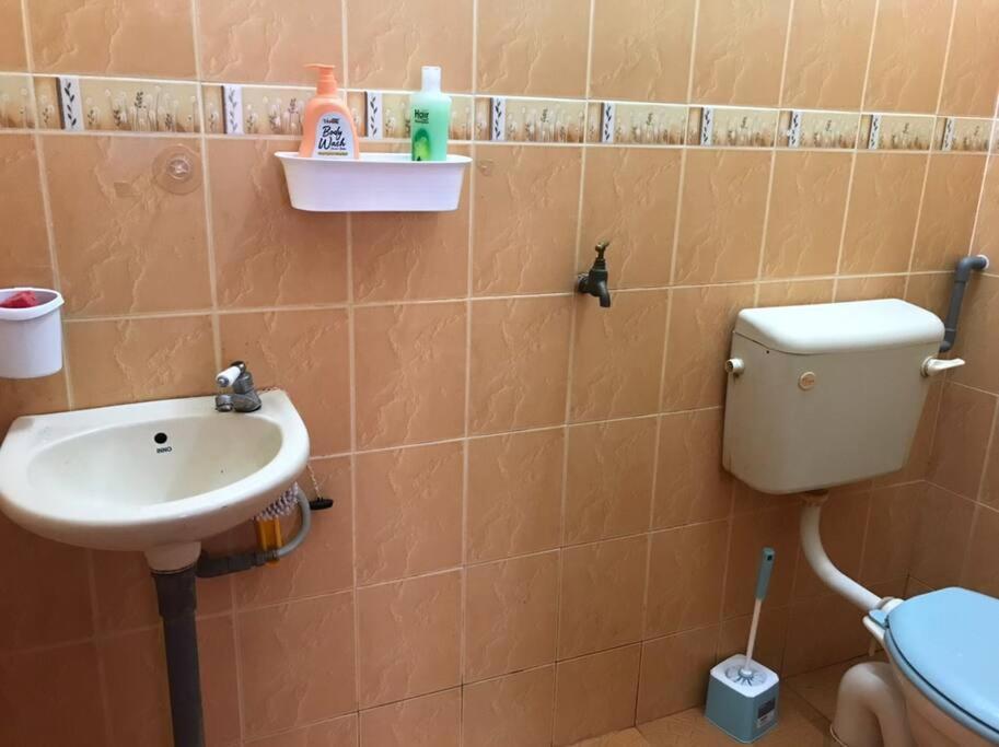 Homestay Che Mat Куала-Тренгану Екстер'єр фото